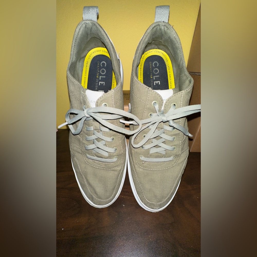 Cole Haan Olive Lace-Up Sneakers - US11 - Lace-it-once Slip-on Design
